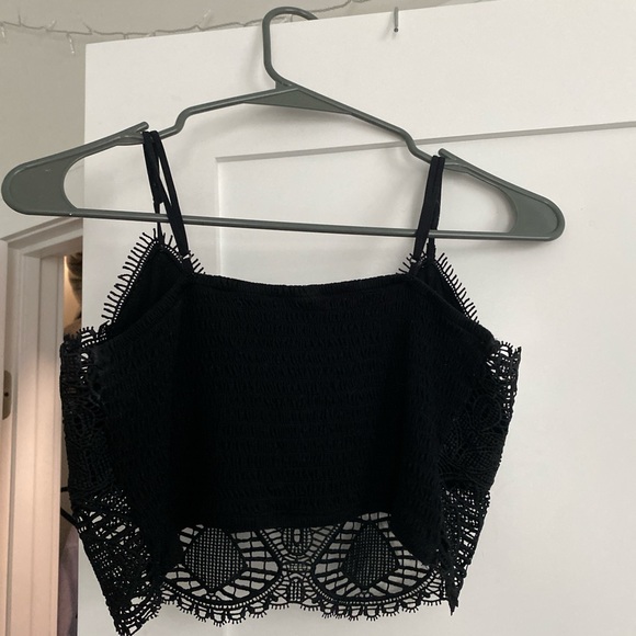 Tilly’s Crochet Bralette with Removable Pad - Picture 2 of 3